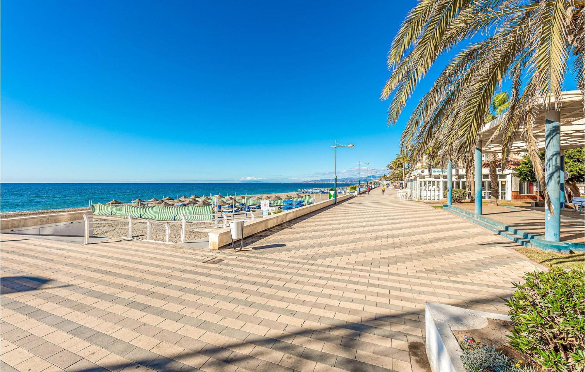 Gorgeous Apartment In Torrox With Wifi Buitenkant foto